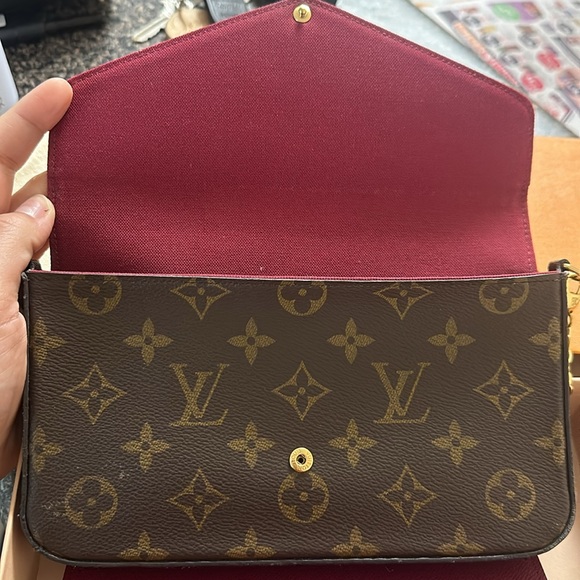 Félicie Pochette - Picture 2 of 7